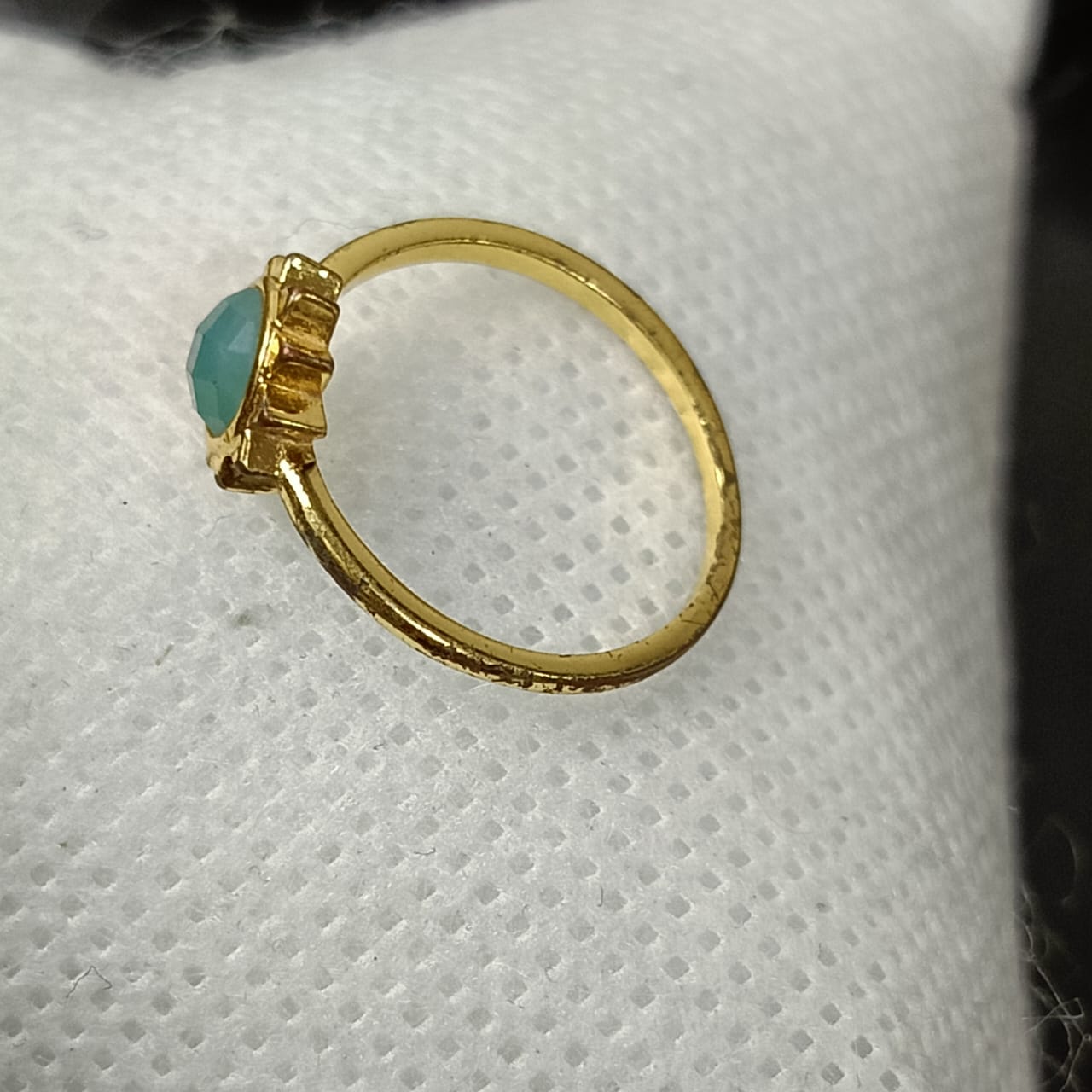 خاتم بلاكي أصفر