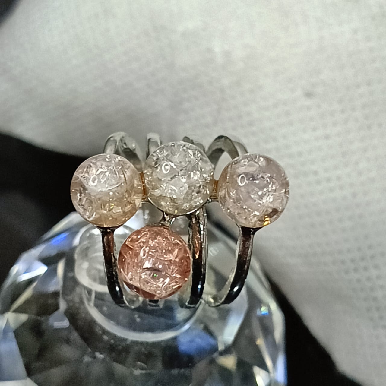 خاتم بلاكي أبيض