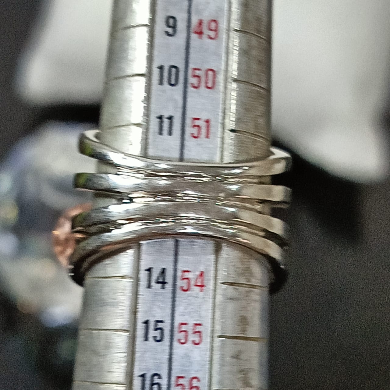 خاتم بلاكي أبيض