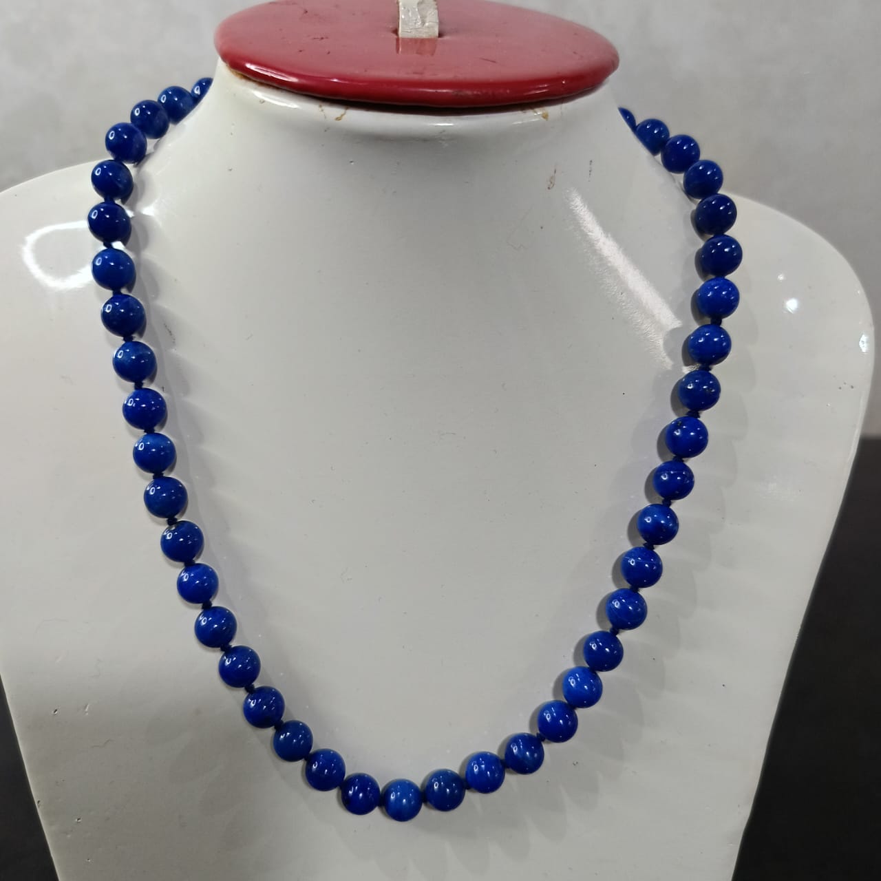 عقد تحفة بحجر لازورد طبيعي وقفل فضة