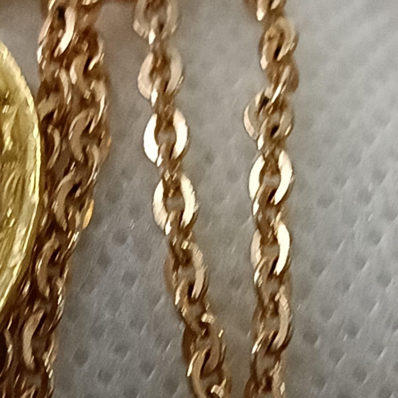 سلسلة بلاكي حر أمريكية تحفة