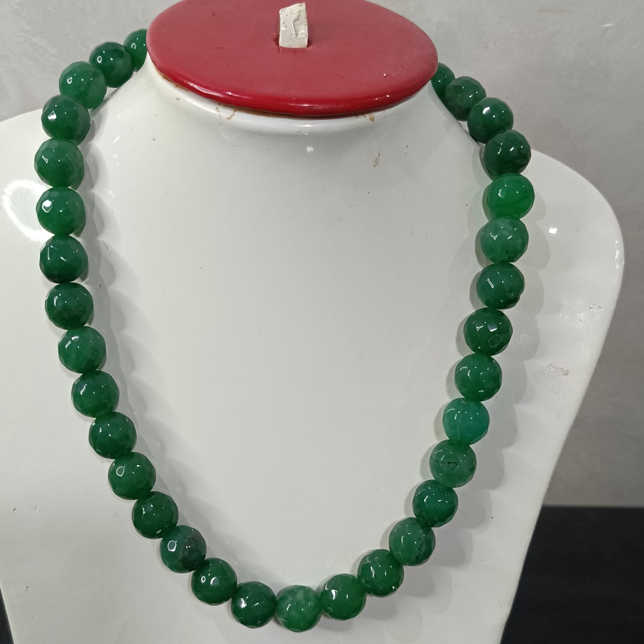 عقد تحفة بحجر زمىدرد هندي طبيعي