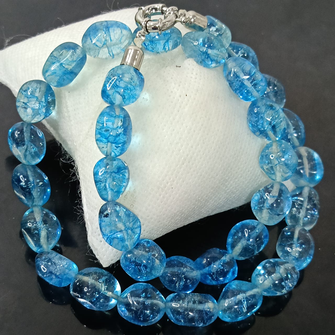 عقد تحفة بحجر  تورمالين أزرق سماوي طبيعي