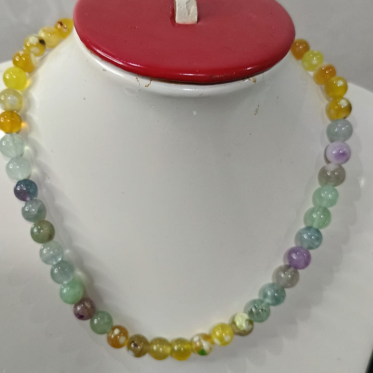 عقد تحفة بحجر تورمالين ملون طبيعي