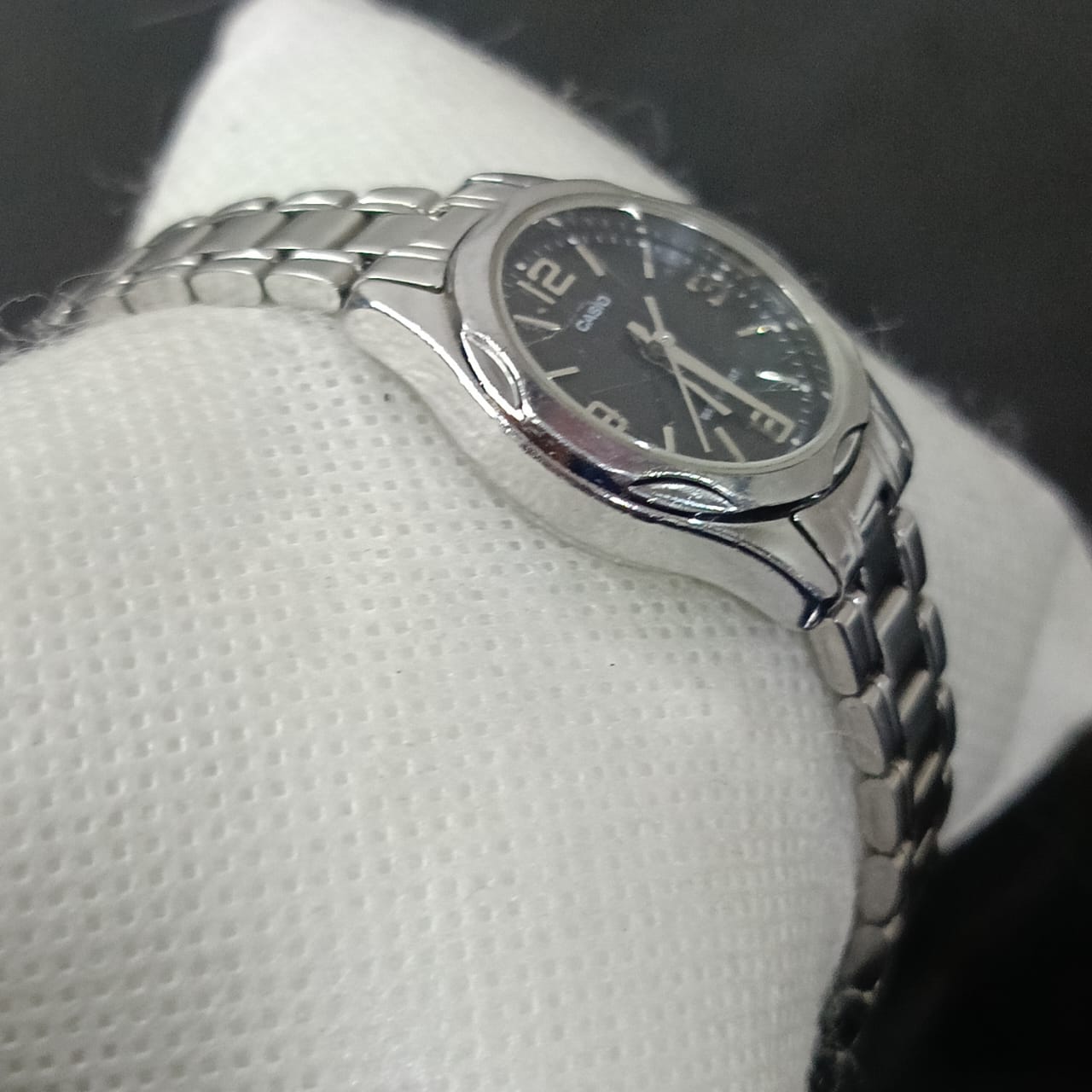 Montre casio femme original