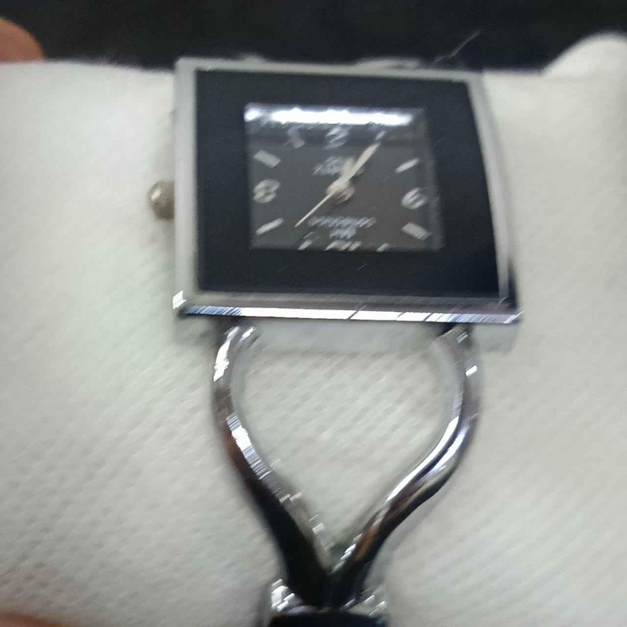 Montre MH femme original Quartz