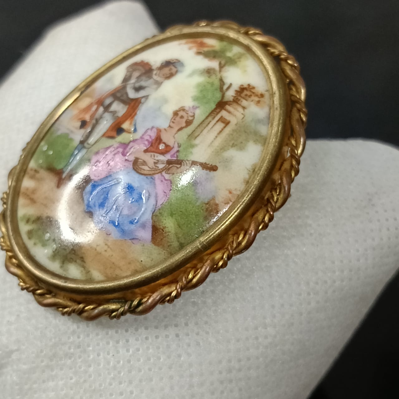 Ancien proche plaqué or