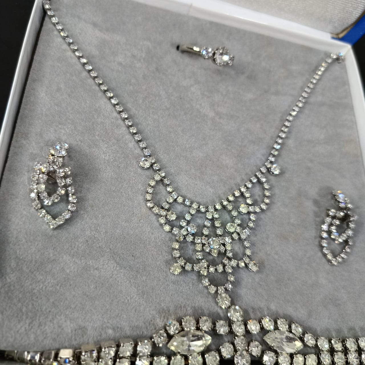 Ancien parure en plaqué or blanc vintage