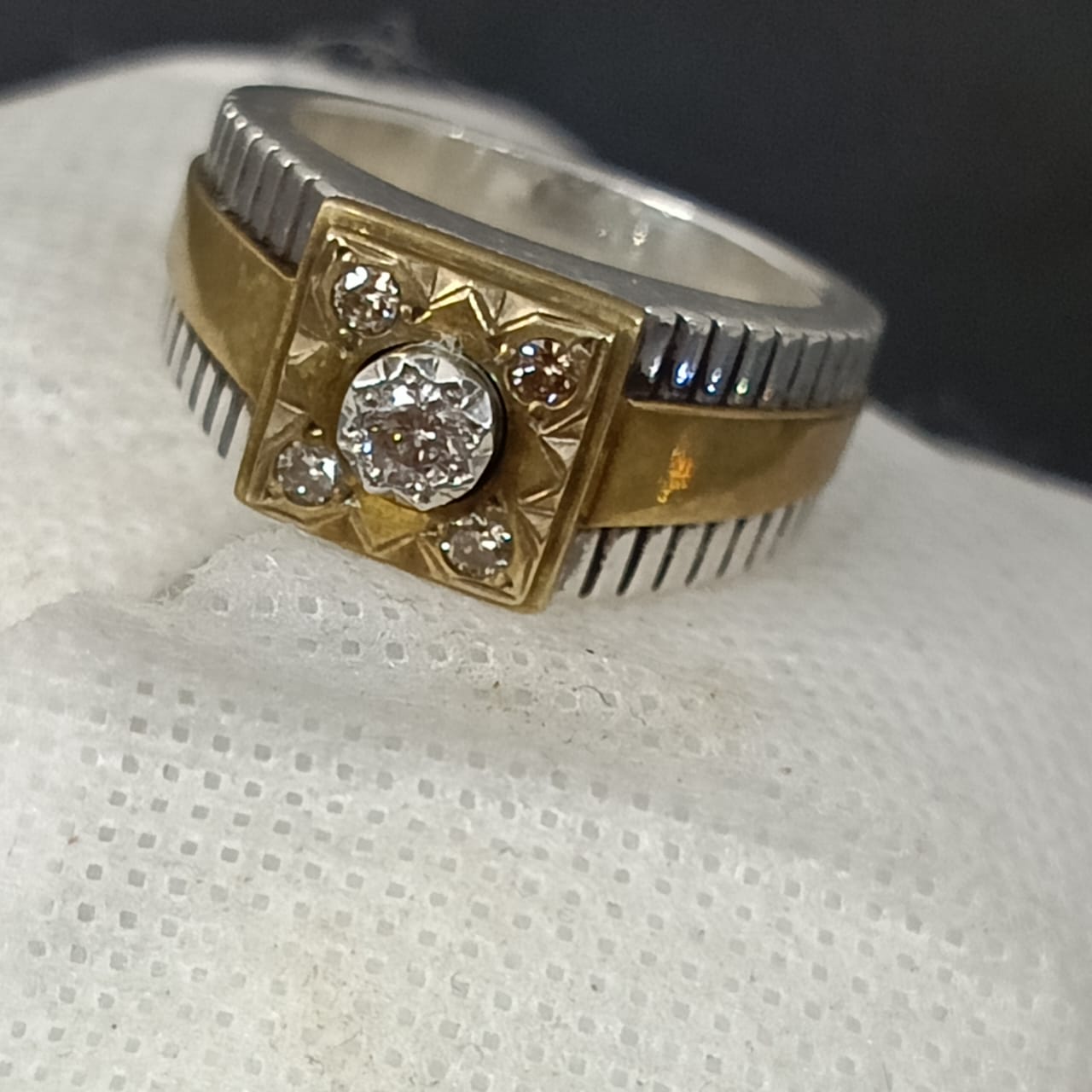 خاتم رجالي نادر تحفة فصة بحجر ماس طبيعي