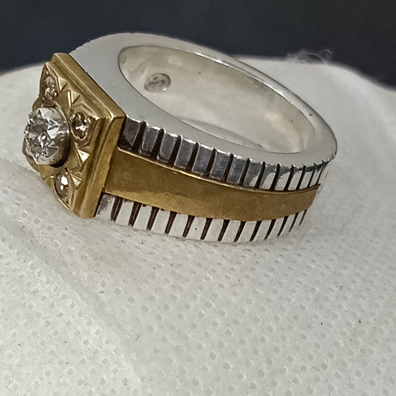 خاتم رجالي نادر تحفة فصة بحجر ماس طبيعي