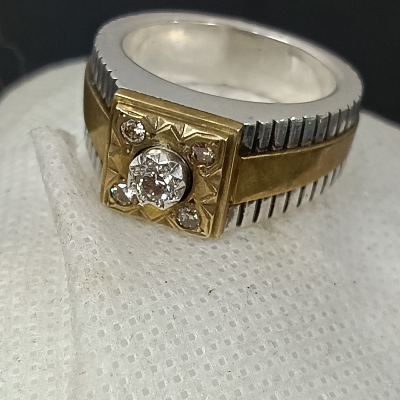 خاتم رجالي نادر تحفة فصة بحجر ماس طبيعي