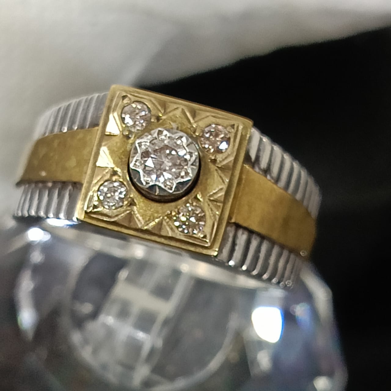 خاتم رجالي نادر تحفة فصة بحجر ماس طبيعي