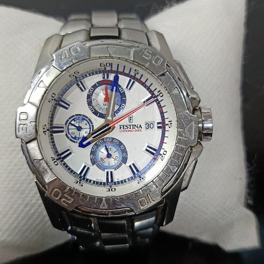 Montre Festina homme acier original