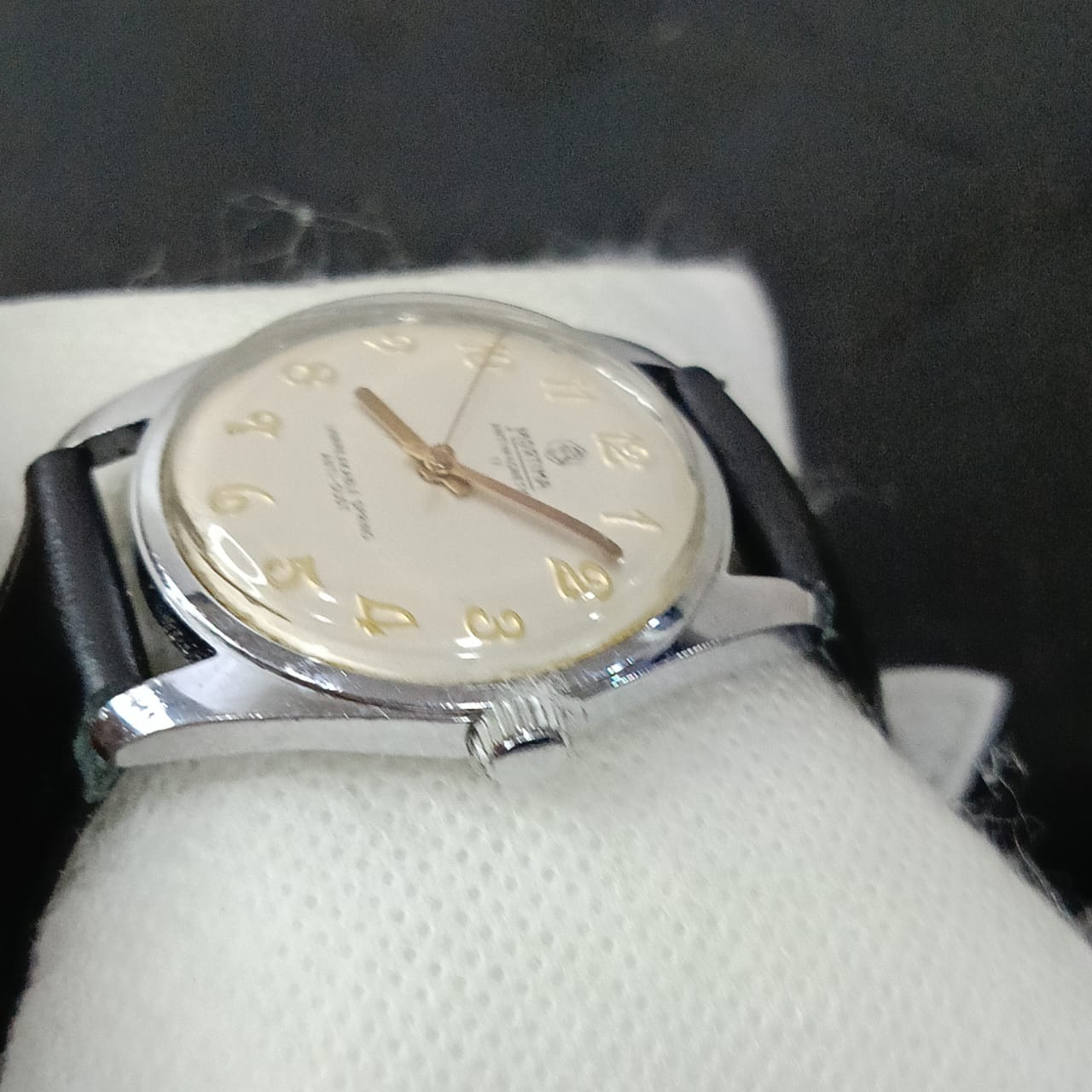 Montre mortima mécanique vintage