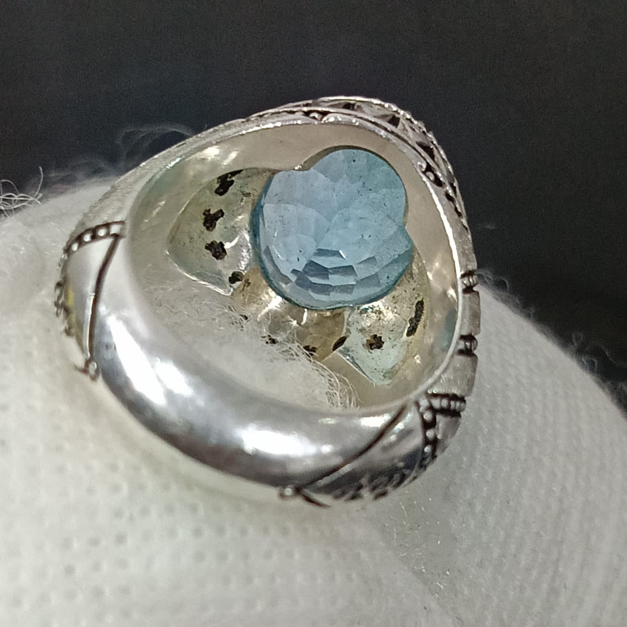 خاتم فضة تحفة بحجر توباز سماوي