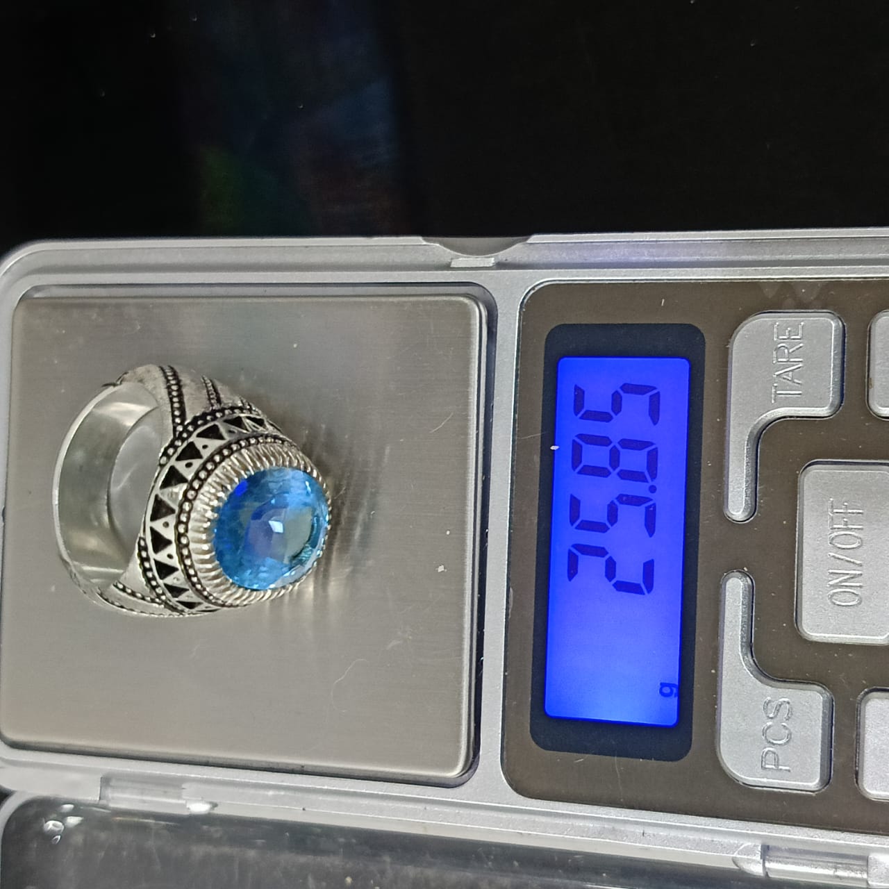 خاتم فضة تحفة بحجر توباز سماوي