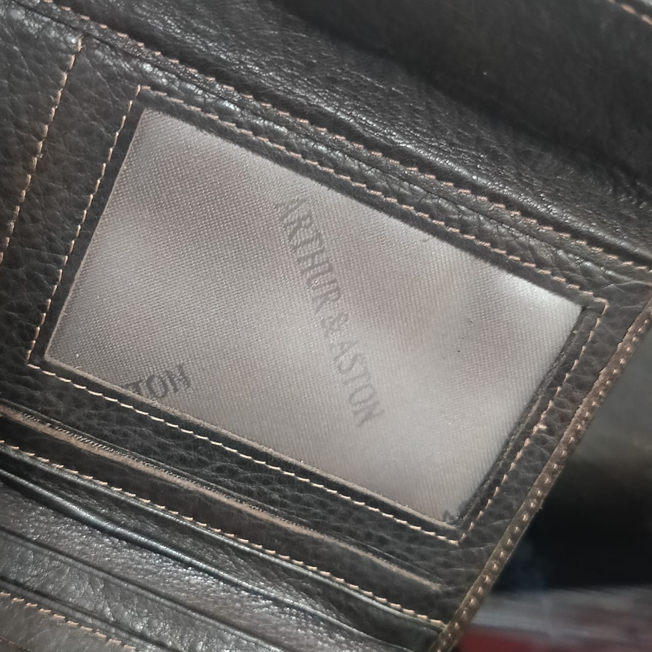 Portefeuille Arthur et Aston en cuir vintage original