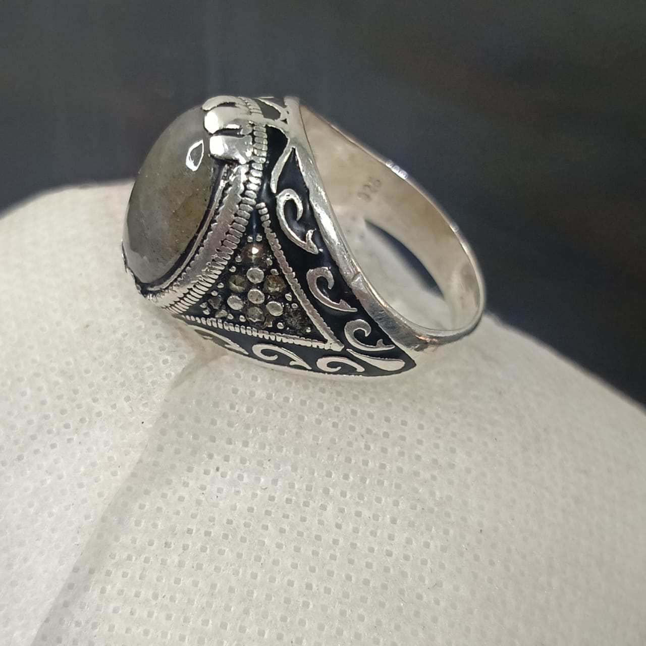 خاتم فضة بحجر طاوس طبيعي