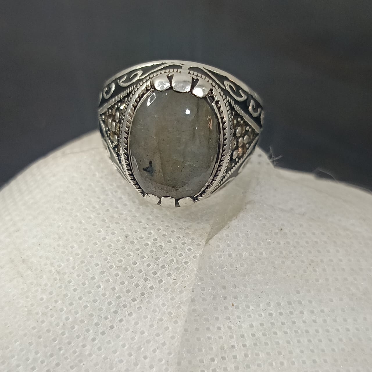 خاتم فضة بحجر طاوس طبيعي