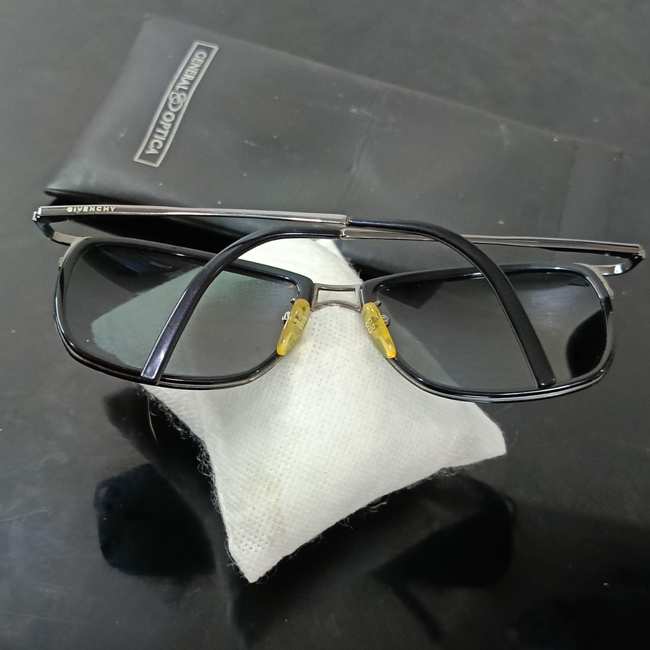 Lunette Givenchy original