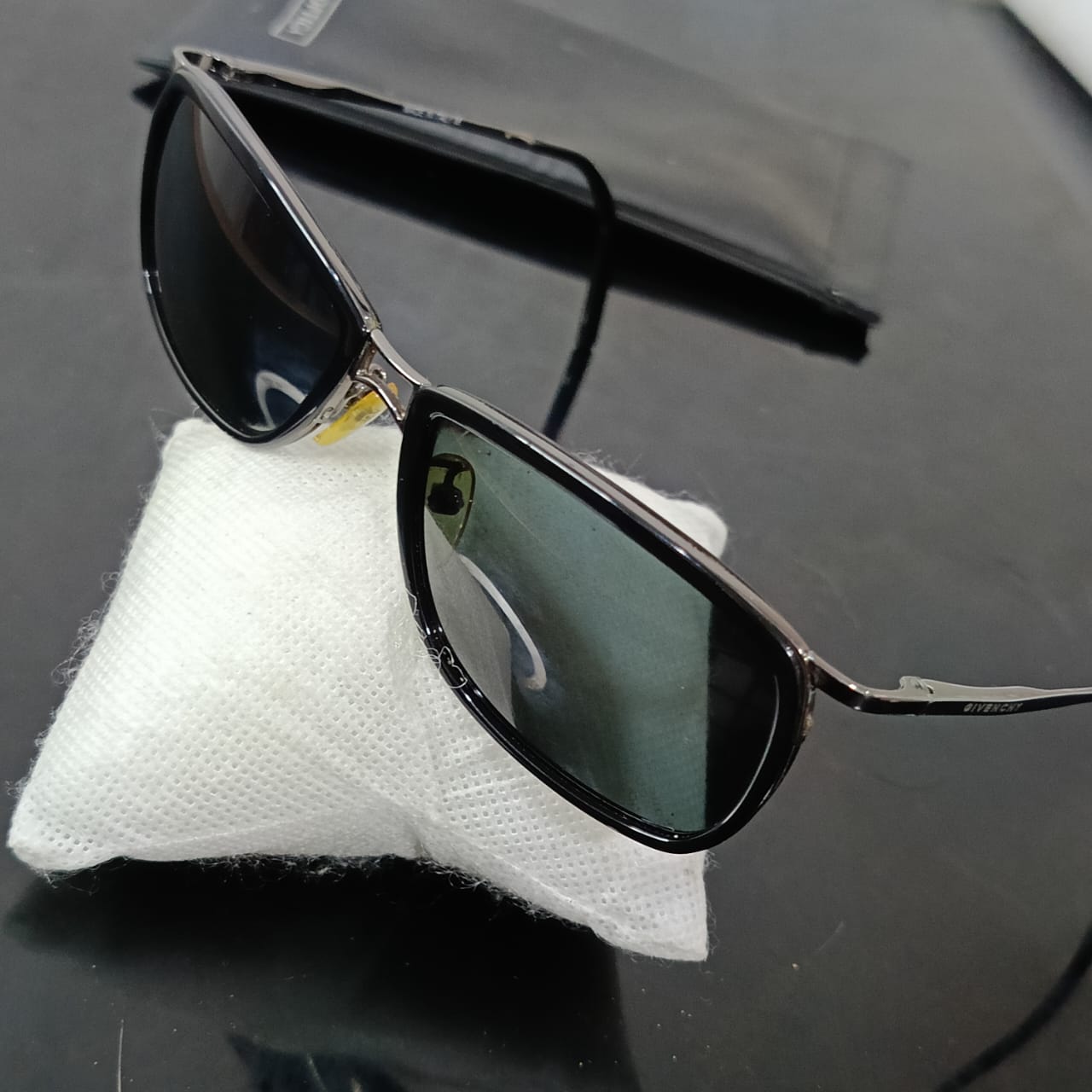 Lunette Givenchy original