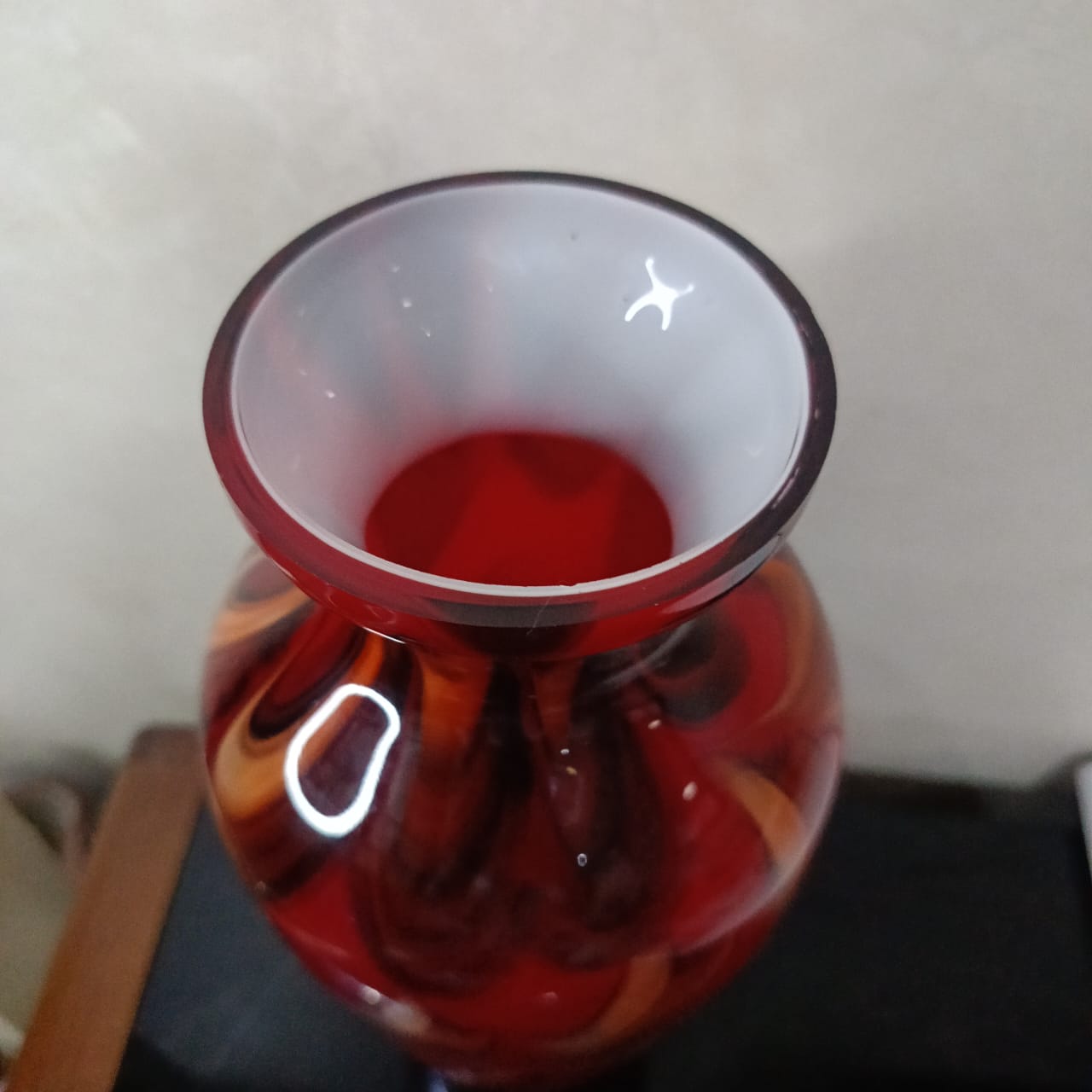 Vase vintage en pétte de verre