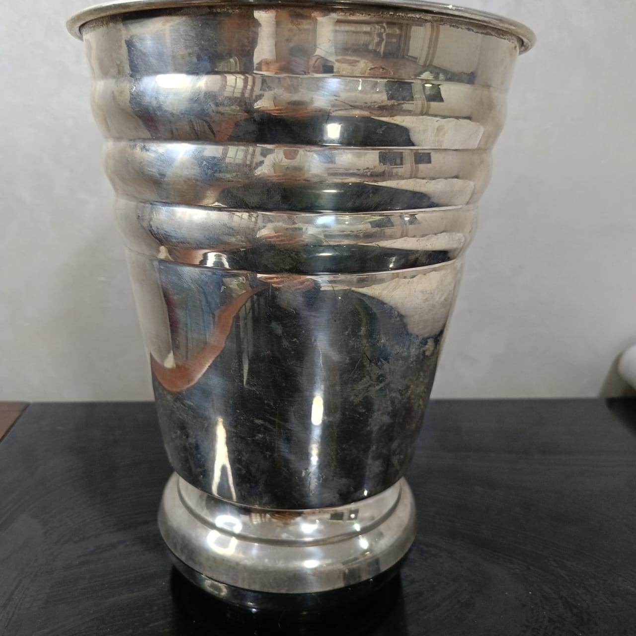 Grand vase argenté antique vintage original