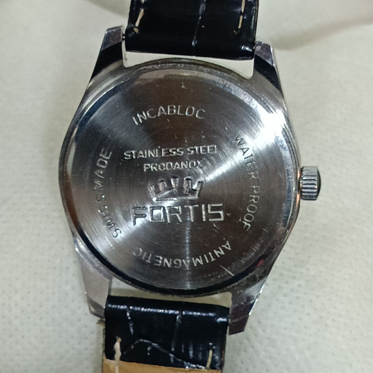 Montre firtis mécanique vintage original