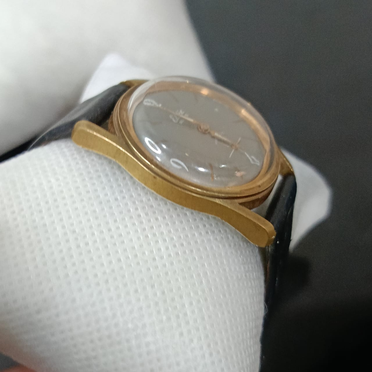 Montre eltic mécanique vintage original