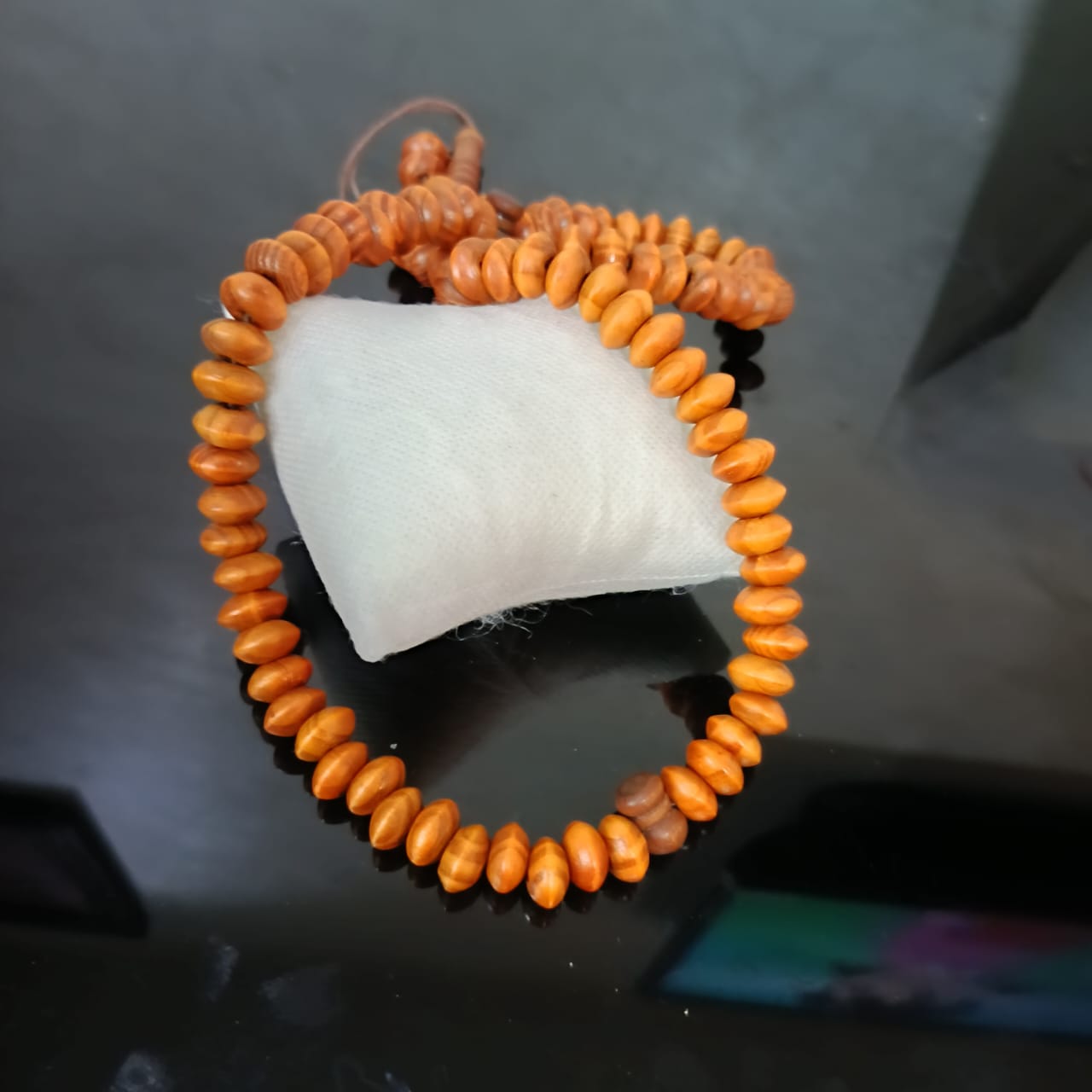 سبحة عتيقة مميزة بهشب نادر