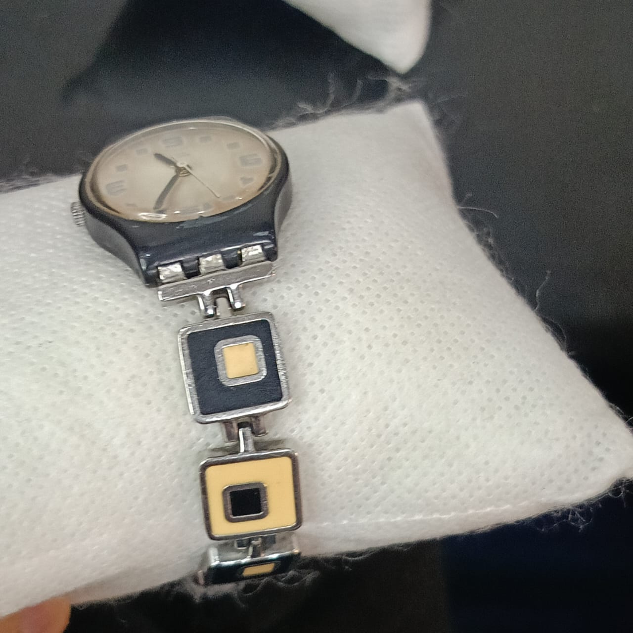 Montre swatch femme original Quartz