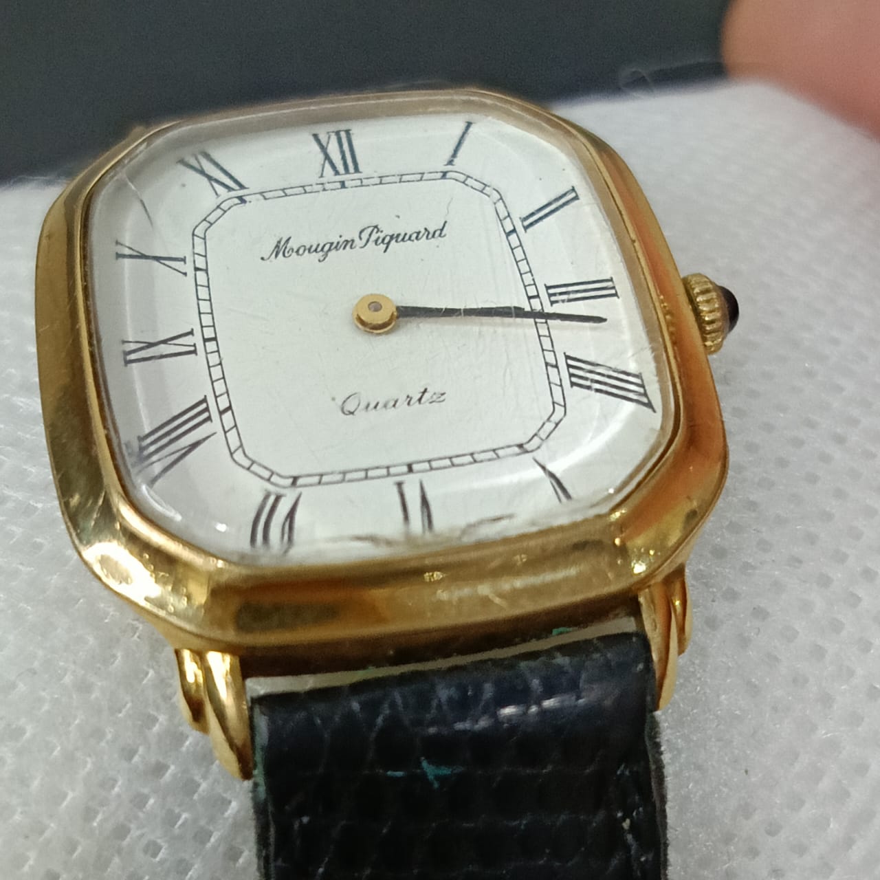 Montre mougin piquard plaqué or vintage original Quartz