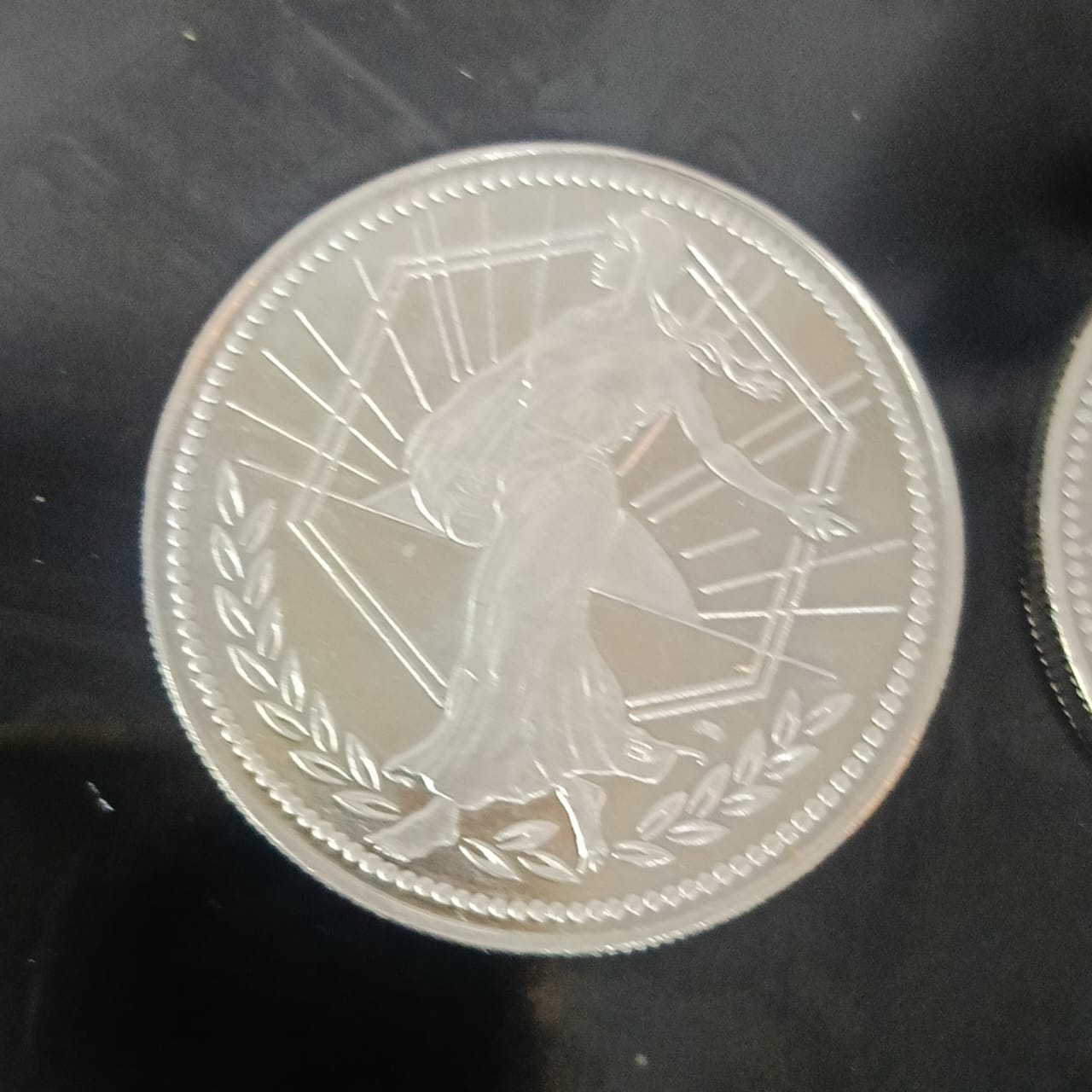 02 pièce monnaie essayer