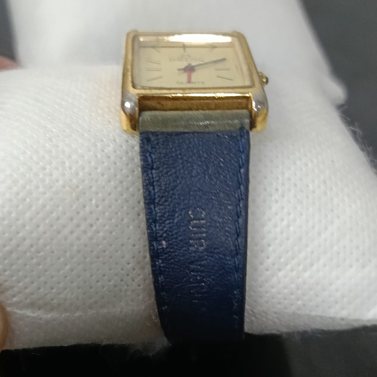 Montre Omega Quartz vintage