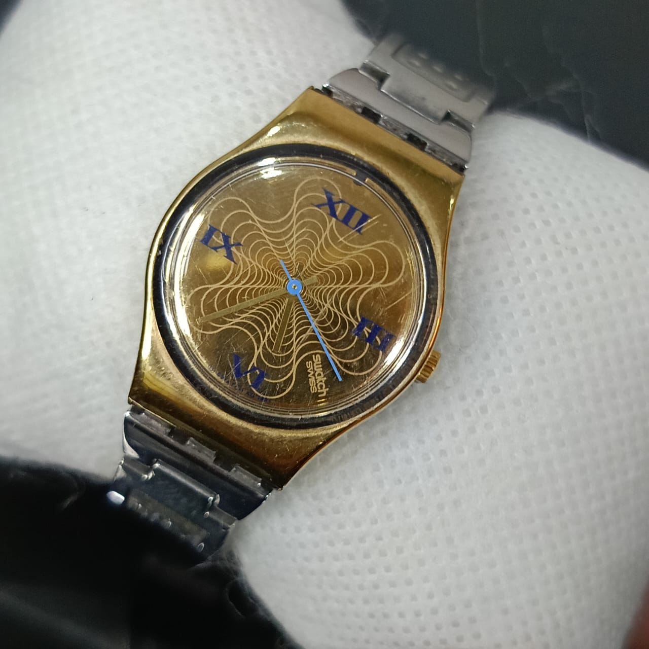 Montre swatch femme original Quartz