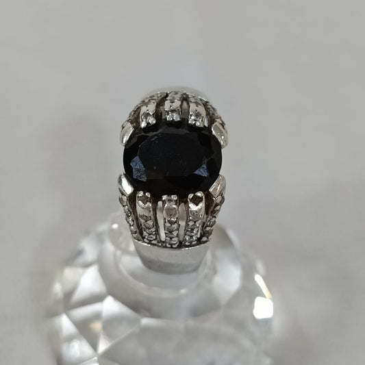 خاتم فضة تحفة مرصع بالأحجار وحجر عقيق أسود