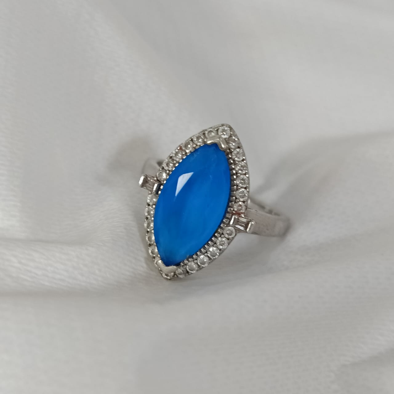خاتم فضة نسائي مرصع بالأحجار كريمة حجر توباز أزرق