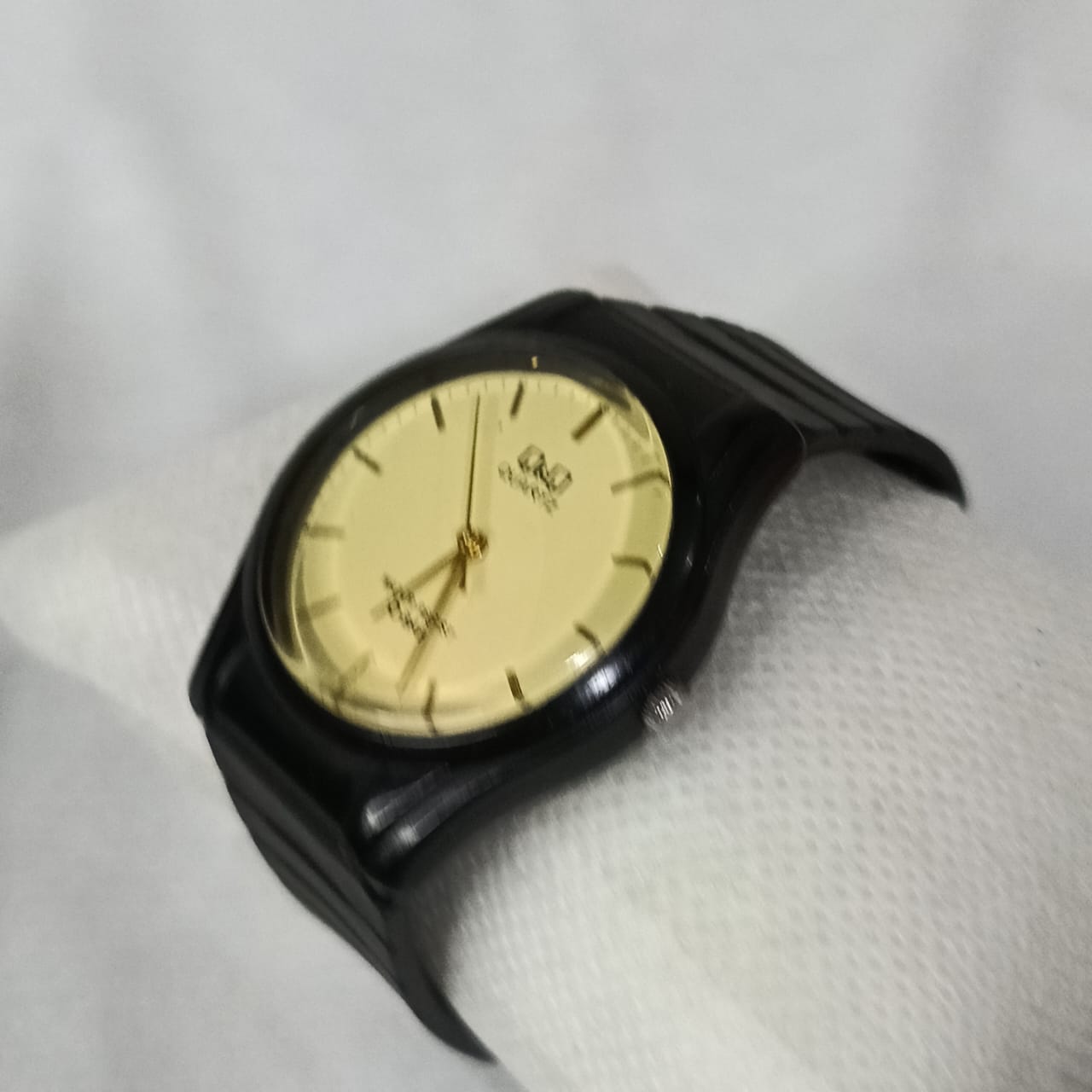 Montre Q,Q Quartz original