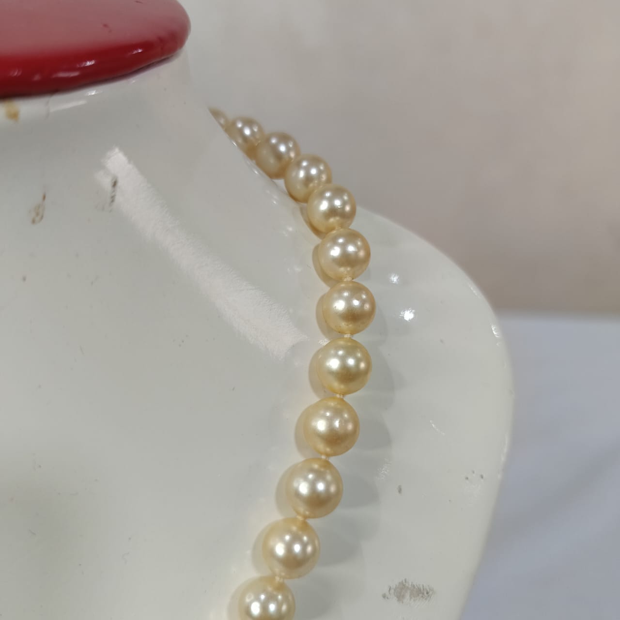 عقد لؤلؤ اصطناعي وسواره تحفة