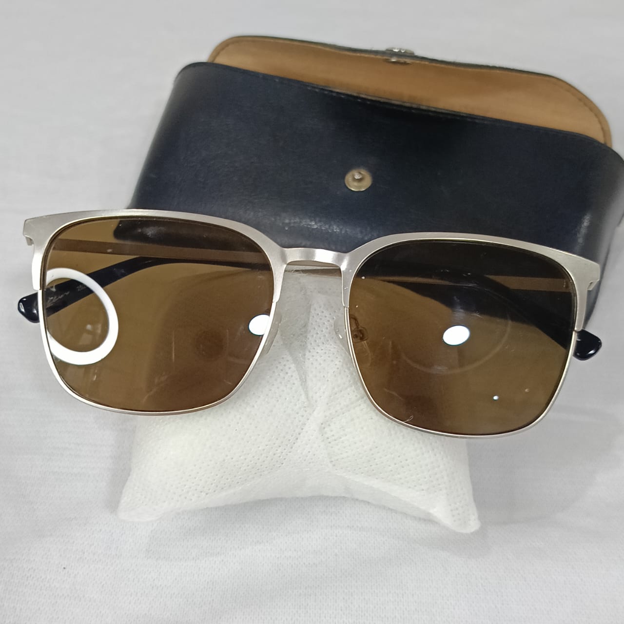 Lunette scen original