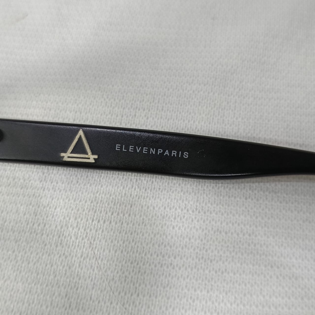 Cadre du lunette elven paris original