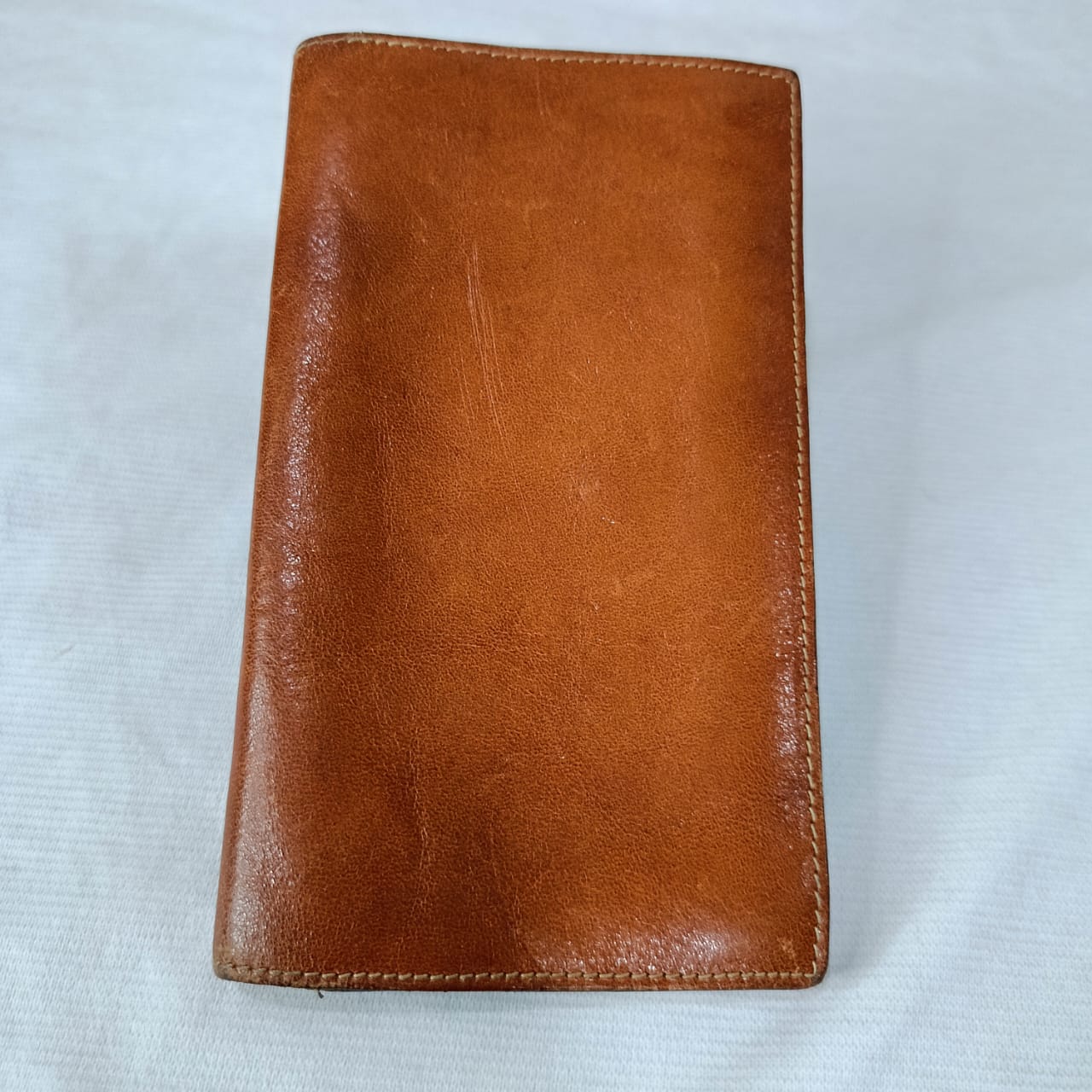 Portefeuille frandi en cuir vintage original