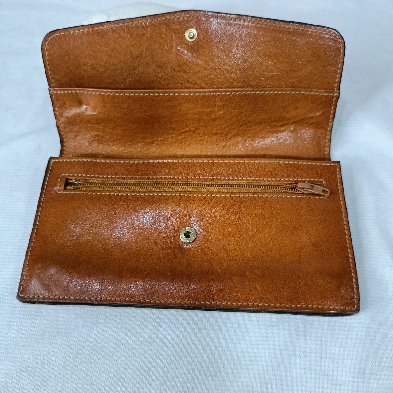 Portefeuille frandi en cuir vintage original