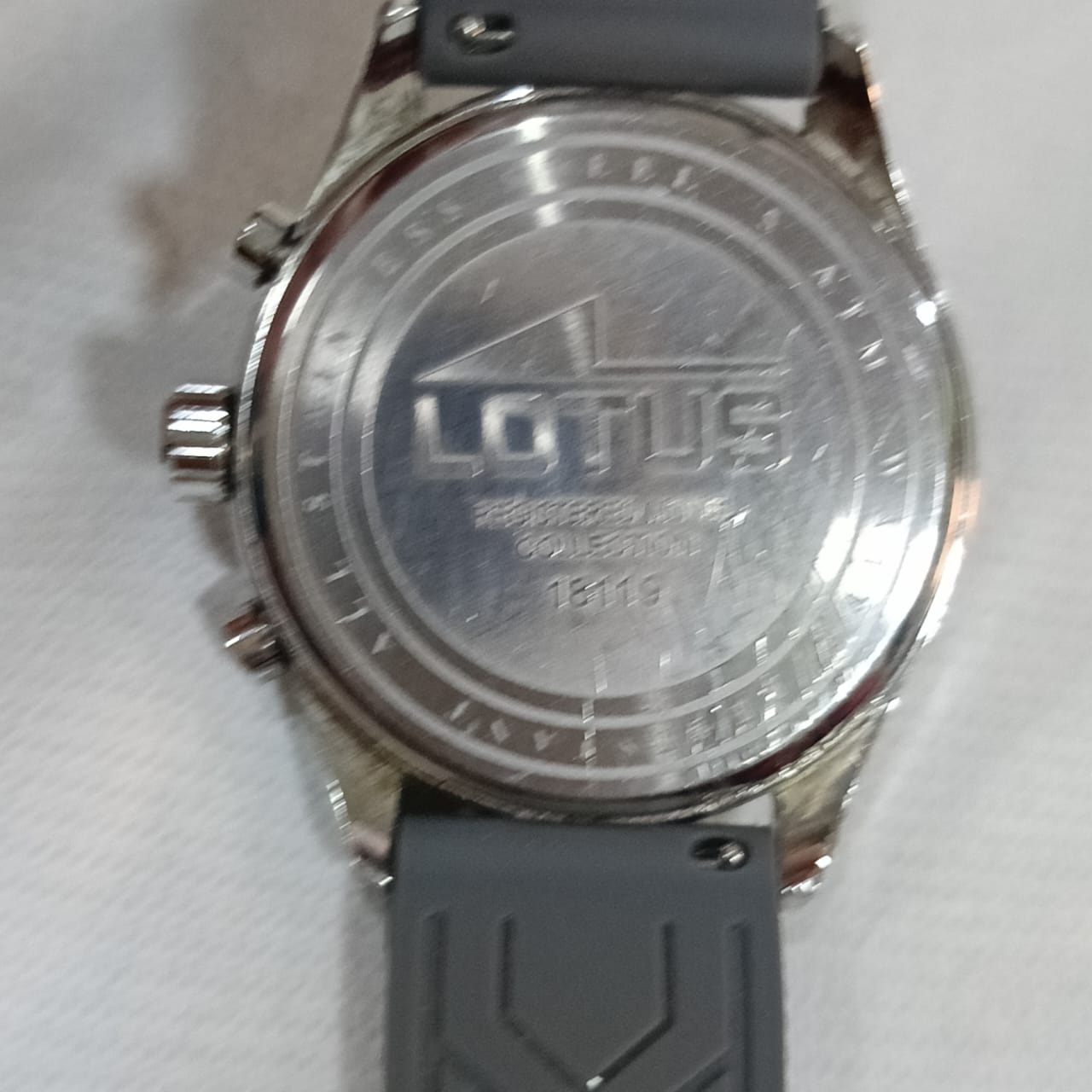 Montre lotus chronographe Quartz