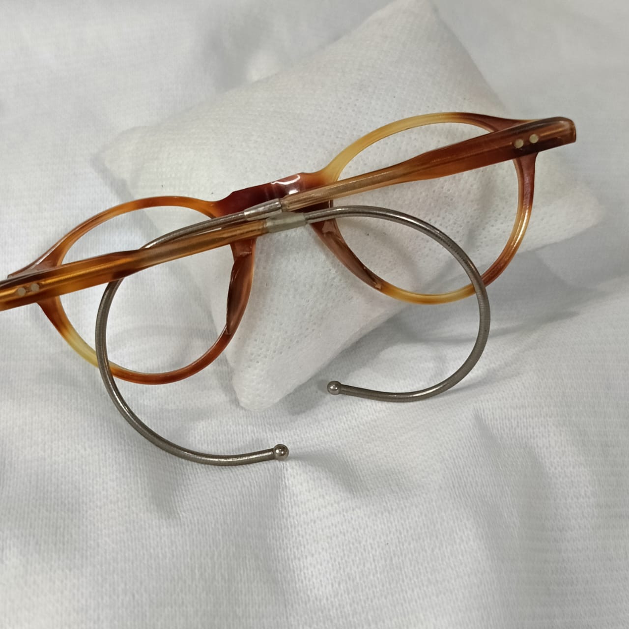 Cadre du lunette vintage original