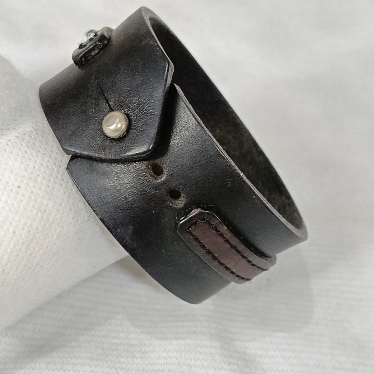Bracelet en cuirantique original