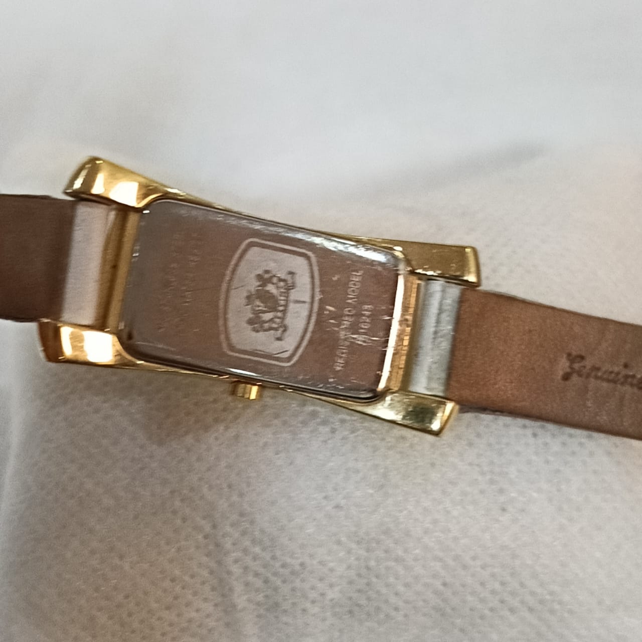 Montre Festina femme tableau nacre blanche Quartz plaqué or