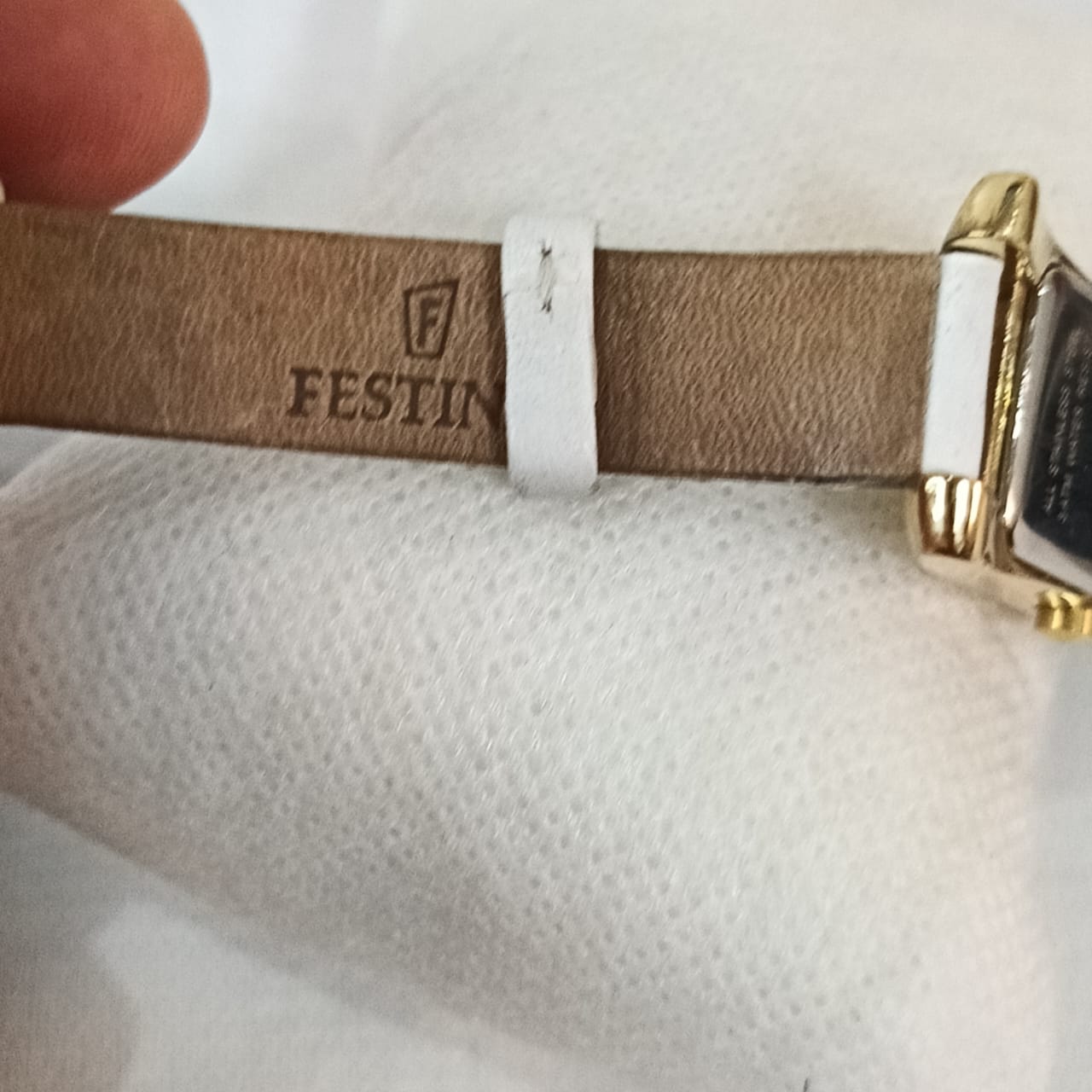 Montre Festina femme tableau nacre blanche Quartz plaqué or