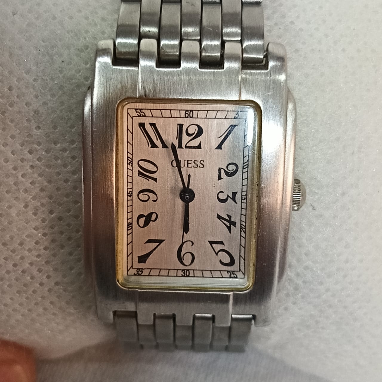 Montre Guess titanium femme original Quartz