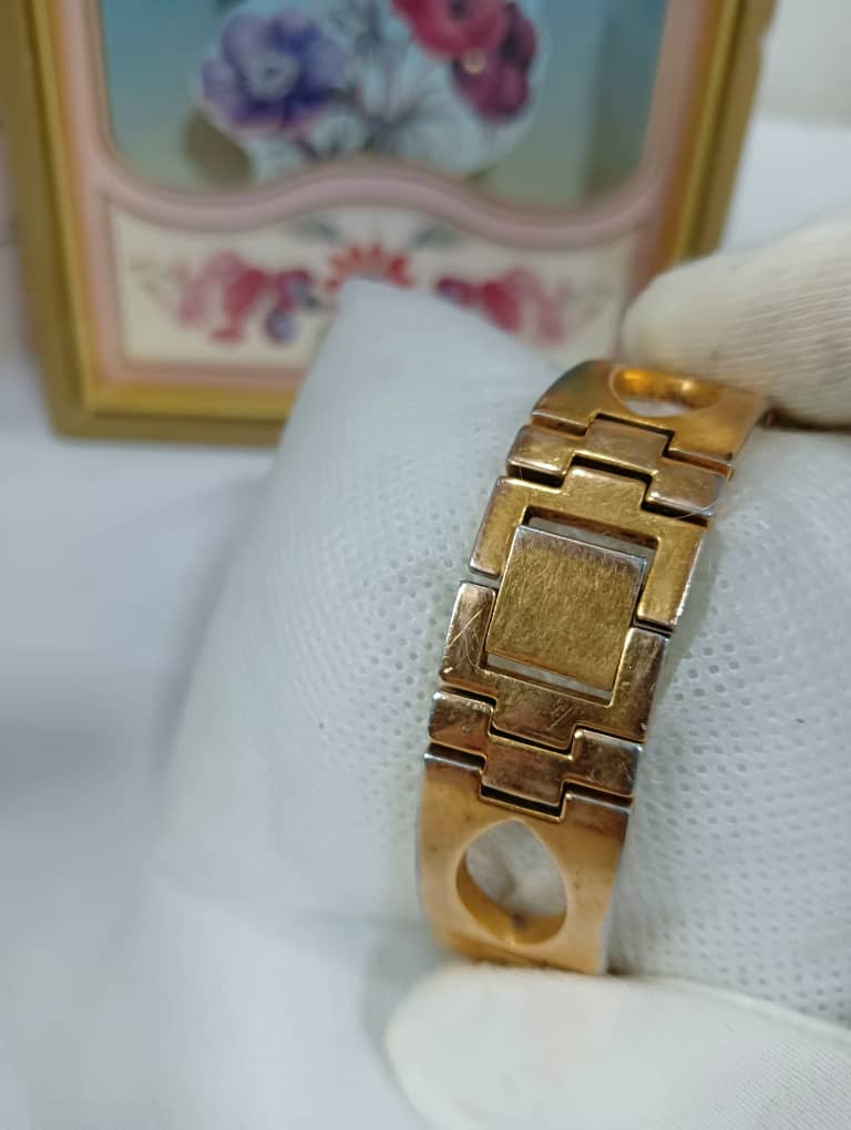 Montre qaunteme femme original Quartz